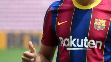 Barcelona, Rapid Wien forması giyen Türk futbolcu Yusuf Demir'i kadrosuna dahil etti