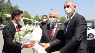 Son dakika haberi... Bakan Gül'den İzmir Valiliği ve AK Parti İzmir ziyareti