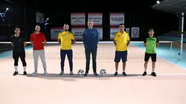 Simav'da 'Ayak tenisi' turnuvası
