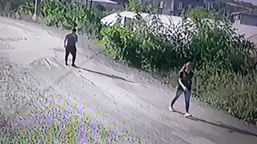 Son Dakika | Adım adım takip edip genç kıza dehşeti yaşattı: Takip anları kamerada