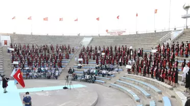 ERÜ İktisadi ve İdari Bilimler Fakültesinin mezuniyet töreni
