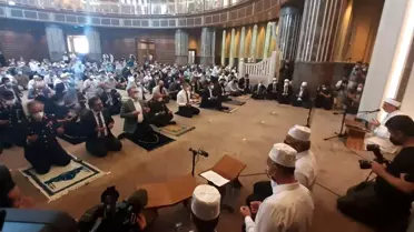 15 Temmuz şehitleri için Taksim Camii'nde mevlit programı düzenlendi