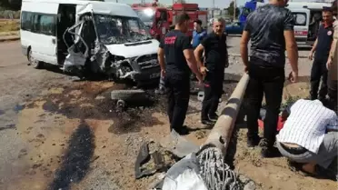 Kayseri'de işçilerin minibüsü direğe çarptı: 5 yaralı