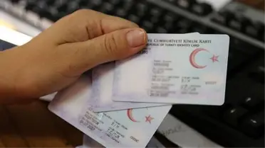 Nüfus ve Vatandaşlık İşleri Genel Müdürlüğü açıkladı! Türkiye'de en çok kullanılan 3 soyadı; Yılmaz, Kaya ve Demir oldu