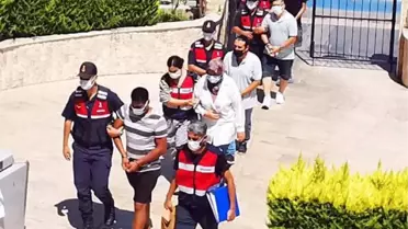 Son dakika haberleri: JANDARMA VE MİT'TEN FETÖ OPERASYONU; MOTOR YATLA KAÇMAK İSTERKEN YAKALANDILAR