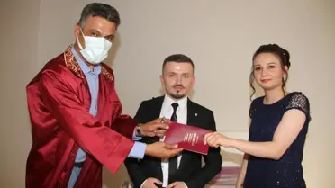 Yağlıdere Belediye Başkanı İbaş, konuşma ve işitme engelli çiftin nikahını işaret diliyle kıydı