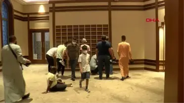 İSTANBUL-TAKSİM CAMİİ'NDE İLK BAYRAM NAMAZI KILINDI