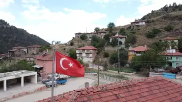 'Osmanlı köyü' Tozman'ın sakinleri eski evlerin restorasyonla geleceğe aktarılmasını istiyor