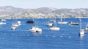 Tatilciler akın etti! Bodrum'da, karadan sonra deniz trafiği de kilitlendi