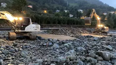 Artvin'in Arhavi ilçesinde arıza giderildi su verilmeye başlandı
