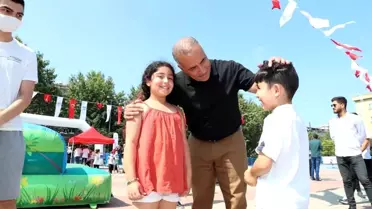 Sultangazili binlerce çocuk, bayramda eğlenceye doydu
