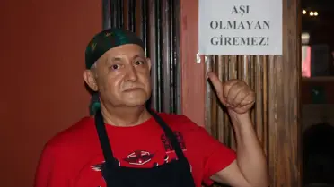 İş yerine 'Aşı olmayan giremez' yazısı asan işletmeci, her müşterisine aşı olup olmadığını soruyor