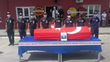 Kalp krizinden ölen itfaiye eri, son yolculuğuna uğurlandı