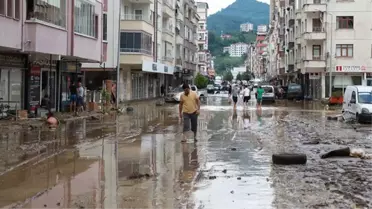 Sel felaketini yaşayan Doğu Karadeniz için bir uyarıda Prof. Dr. Orhan Şen'den geldi, riskli olan 6 il sıralandı