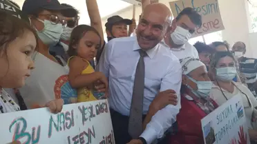 Seferihisar'da jeotermal enerji santrali projesi için düzenlenen toplantı, protestolar nedeniyle yapılamadı