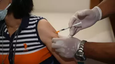 En az bir doz aşılanma oranı yüzde 75'in üzerine çıkan Eskişehir'de aşı çalışmaları sürüyor