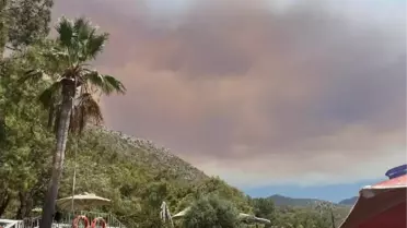 Marmaris'te korkutan orman yangını; alevler yerleşim yerine 100 metre kadar yaklaştı (3)