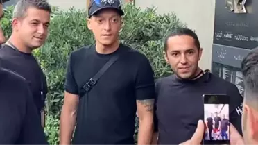 Maskesiz ve mesafesiz hatıra fotoğrafı!
