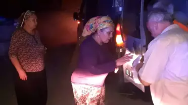Kozan'da yangın bölgesindeki vatandaşlara yemek dağıtılıyor
