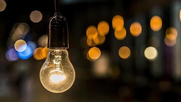 Türkiye'nin birçok ilinden gelen elektrik kesintisi haberleri vatandaşı korkuttu! Bakanlık'tan açıklama var