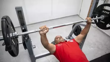 Engelli sporcu Kenan Özkan, gözünü şampiyonluğa dikti