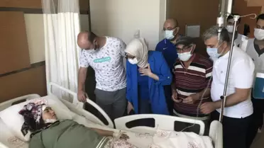 BALIKESİR - Vali Şıldak yolcu otobüsü kazasında yaralananları ziyaret etti