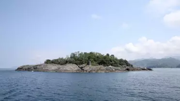Giresun Adası'na yerli ve yabancı turistler ilgi gösteriyor
