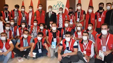 Hakkari Valisi Akbıyık, Damla Projesi gönüllülerini kabul etti