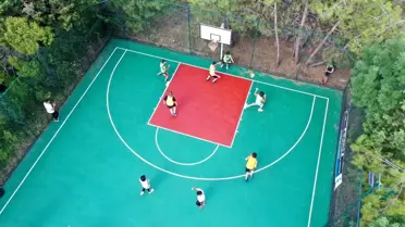 Tuzla'da düzenlenen basketbol turnuvası renkli anlara sahne oldu