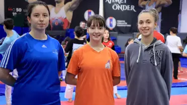 Antrenör babanın tekvandocu kızları başarılarıyla adından söz ettiriyor