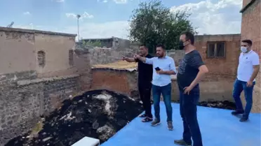 EVLAT NÖBETİNDEKİ BABA, EVİNİN ARKASINDAKİ OTLARIN ATEŞE VERİLDİĞİNİ ÖNE SÜRDÜ