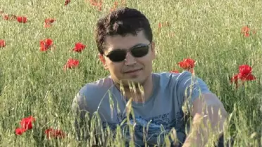 Son dakika haberleri: PARAŞÜTÜ AÇILMAYINCA METRELERCE YÜKSEKTEN DÜŞEN POLİS, TOPRAĞA VERİLDİ