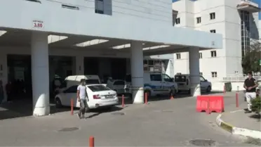 Alkollü şahıs, arkadaşlarına tabancasıyla şaka yaparken başından vuruldu