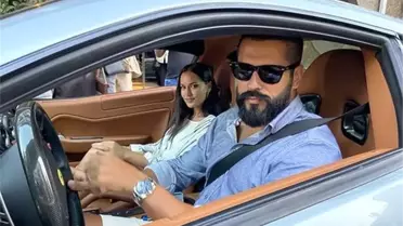 Bodrum yangını evlerinin bulunduğu bölgeye gelen Fahriye Evcen ve Burak Özçivit, yaşadığı korkuyu anlattı