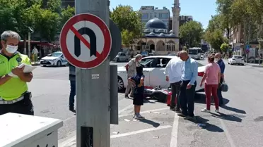 'U' dönüşü kazaya neden oldu: 2 yaralı