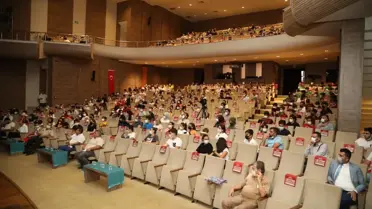 Gaziantep'de 'Yapay Zeka Teknolojileri' konulu konferans düzenlendi