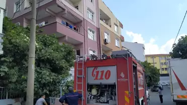 Mutfaktaki buzdolabı aniden patladı! Salonda oturan çocuklar ve anneleri zor kurtuldu