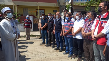 Sel felaketinde hayatını kaybeden Şadiye Demircan'ın cenazesi toprağa verildi