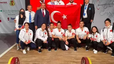 Başkan Özcan Avrupa Şampiyonu Burcu'yu tebrik etti