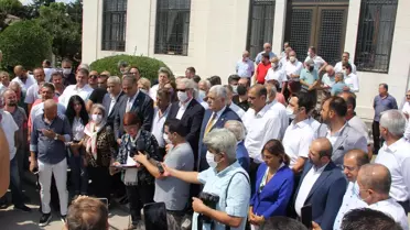 CHP'li Şahin'den Büyükşehir Belediyesinin restorasyon ihalesiyle ilgili iddialara ilişkin açıklama Açıklaması