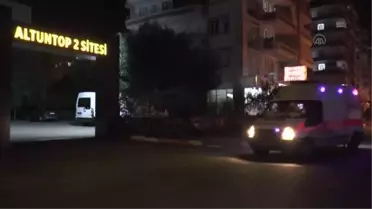 DİYARBAKIR - Mobil aşı ekipleri, akşamları site site dolaşarak apartman sakinlerini aşılıyor