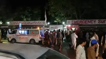 Son Dakika: Kabil'de havalimanı yakınlarındaki bombalı saldırıda 110 kişi hayatını kaybetti