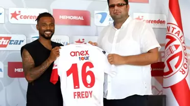 Antalyaspor, Fredy Ribeiro ile 3+1 yıllık sözleşme imzaladı