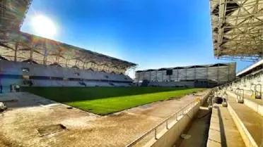Alsancak Stadı'nda çimler tamam