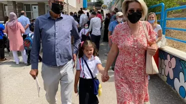 Birinci sınıfların okula uyum süreci yüz yüze eğitimle başladı