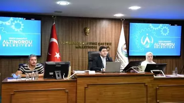 Başkan Tören: 'Çalışmalarımızı tamamen öz kaynaklarımızla yerine getiriyoruz'