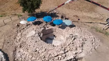 ARATOS'UN ANIT MEZARI, KİREÇ OCAĞI OLARAK KULLANILMIŞ