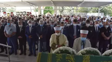 Son dakika haber | İş insanı Mustafa Selim Yaşar, son yolculuğuna uğurlandı (2)- Yeniden