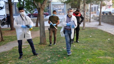 İKİ GRUP ARASINDA KAVGA: 1 YARALI