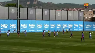 Barcelona AE Prat İle Antrenman Maçı Yaptı